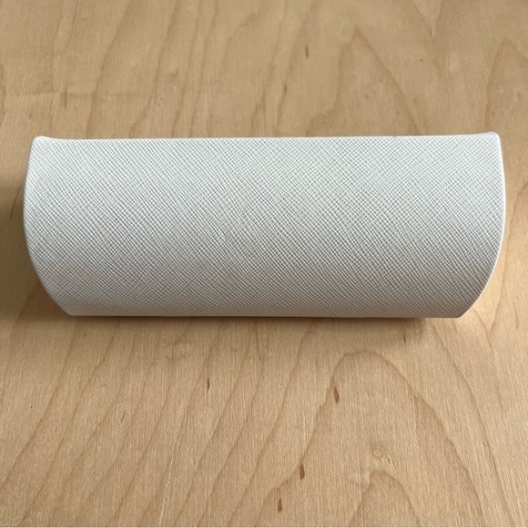 Michael Kors Hard Eye Glass Case Flip Over Snap Shut Case White Case ONLY - Picture 4 of 5